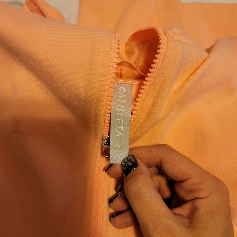 Athleta triumph hoodie
